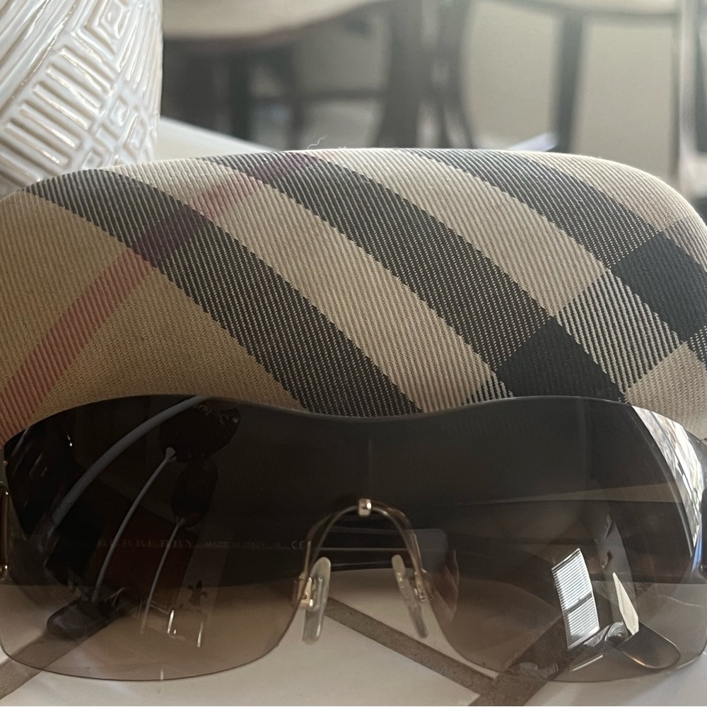 Burberry Sunglasses